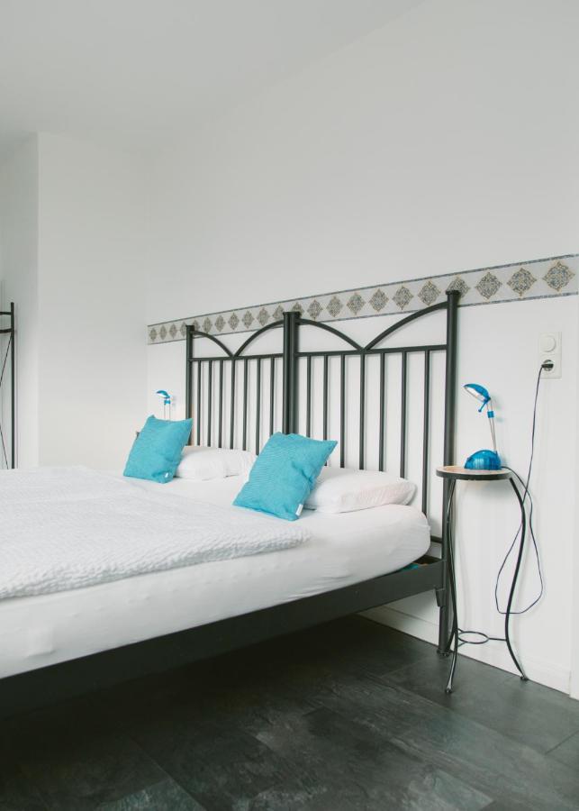Gaestehaus Vigliarolo Gewerblich Jedes Zimmer Eigenes Bad Gemeinschaftskueche เอล์มสฮอร์น ภายนอก รูปภาพ