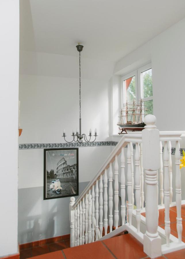 Gaestehaus Vigliarolo Gewerblich Jedes Zimmer Eigenes Bad Gemeinschaftskueche เอล์มสฮอร์น ภายนอก รูปภาพ