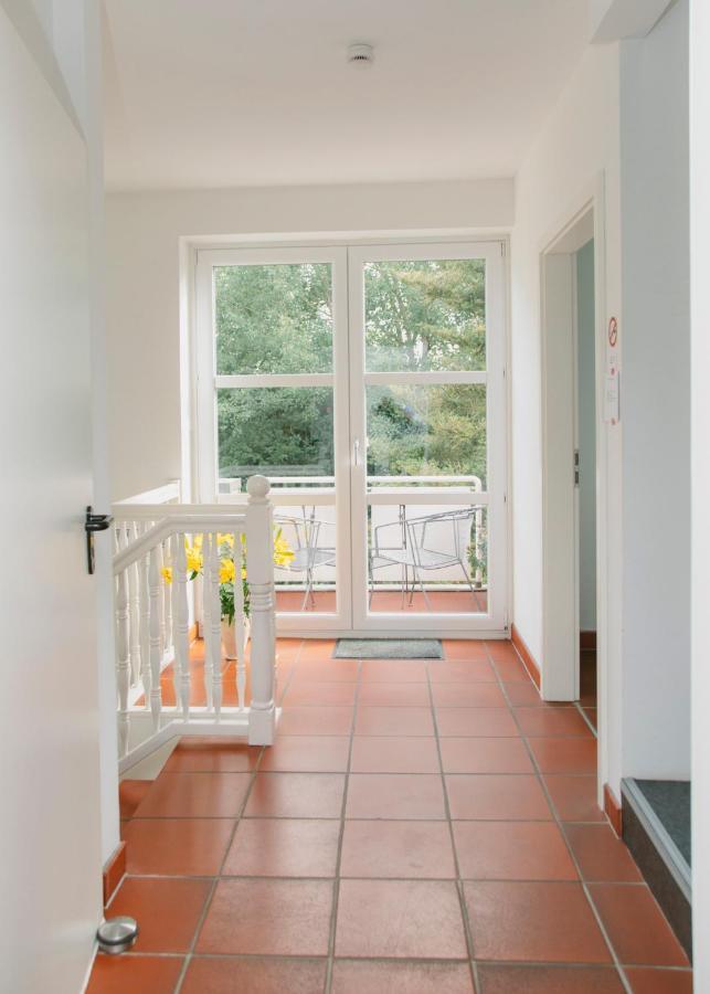 Gaestehaus Vigliarolo Gewerblich Jedes Zimmer Eigenes Bad Gemeinschaftskueche เอล์มสฮอร์น ภายนอก รูปภาพ